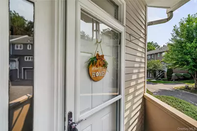 57 Village Green, Nanuet, NY 10954 - Photo 4