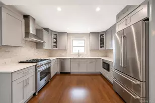 15 Lowell Dr, Farmingdale, NY 11735 - Photo 14