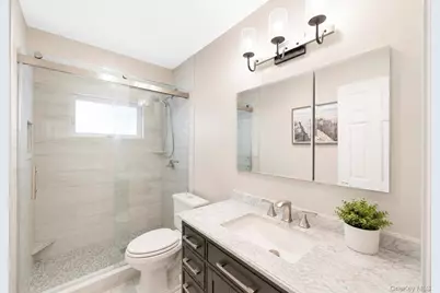 15 Lowell Drive, Farmingdale, NY 11735 - Photo 20