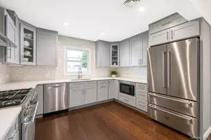 15 Lowell Dr, Farmingdale, NY 11735 - Photo 16