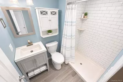 15 Lowell Drive, Farmingdale, NY 11735 - Photo 26