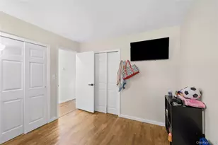 9 Leeds Ln, North Babylon, NY 11703 - Photo 34