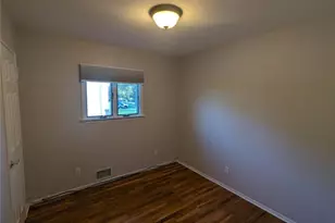 19 Comanche Ln, Commack, NY 11725 - Photo 12