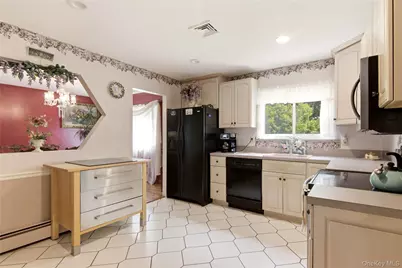 22 Clymer Street, Port Jefferson Station, NY 11776 - Photo 6