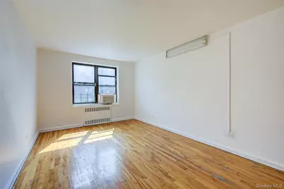 34-20 78th Street #4J, Jackson Heights, NY 11372 - Photo 2