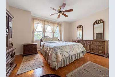 6424 80th Avenue, Ridgewood, NY 11385 - Photo 20