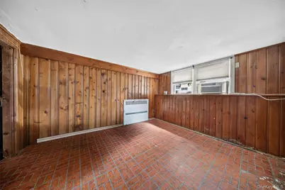 201 Willis Court, Wantagh, NY 11793 - Photo 20