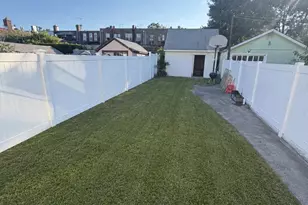 33-20 Jordan St, Flushing, NY 11358 - Photo 4