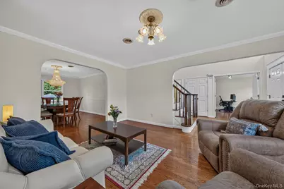44 Greenwich Avenue, Central Valley, NY 10917 - Photo 8