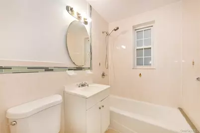 139-09 84 Drive #307, Briarwood, NY 11435 - Photo 16