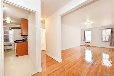 139-09 84 Drive #307, Briarwood, NY 11435 - Photo 6