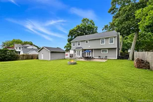 101 Frederick Ave, Babylon, NY 11702 - Photo 24