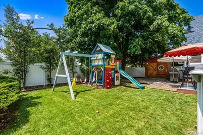 2 Gateway, Farmingdale, NY 11735 - Photo 16