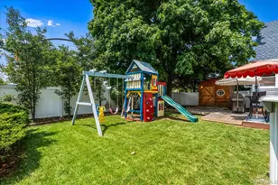 2 Gateway, Farmingdale, NY 11735 - Photo 16