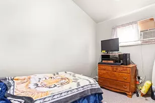 10 Eagle Dr, Ridge, NY 11961 - Photo 18