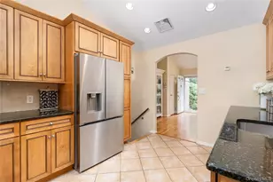 12 William Penn Dr, Stony Brook, NY 11790 - Photo 10