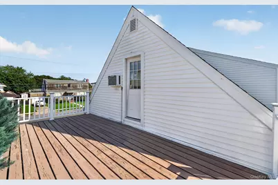 69 Bank Street #2FL, Valley Stream, NY 11580 - Photo 8