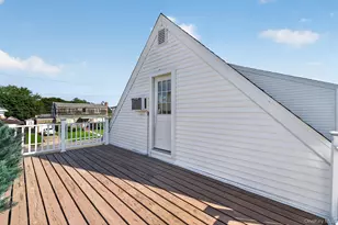 69 Bank St, Valley Stream, NY 11580 - Photo 8