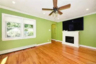 592 Winthrop Ave, Bellmore, NY 11710 - Photo 4
