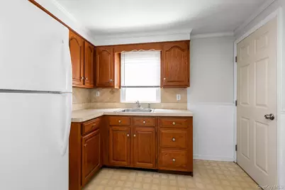 78 Rockaway Parkway, Valley Stream, NY 11580 - Photo 12