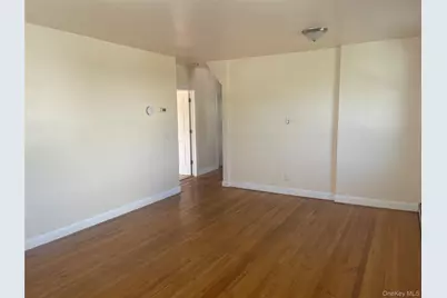 918 10th St #First floor, West Babylon, NY 11704 - Photo 4