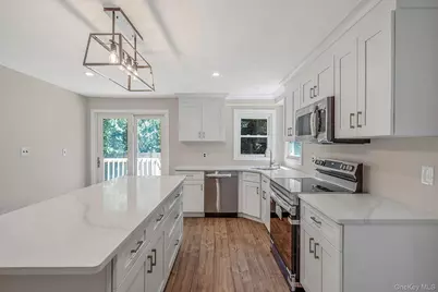 12 Sycamore Road, Rocky Point, NY 11778 - Photo 18
