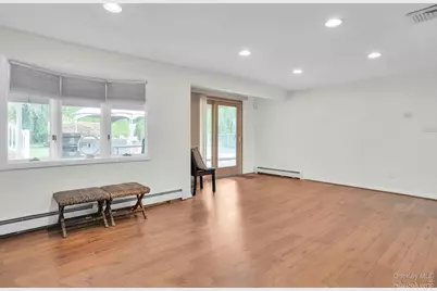 66 Harvest Lane, Commack, NY 11725 - Photo 28