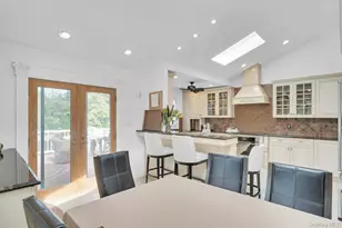 66 Harvest Ln, Commack, NY 11725 - Photo 16