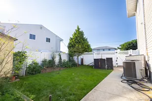 222 N Pine St, Massapequa, NY 11758 - Photo 42
