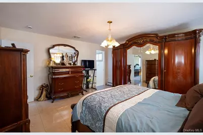 222 N Pine Street, Massapequa, NY 11758 - Photo 24