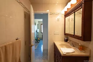 222 N Pine St, Massapequa, NY 11758 - Photo 16