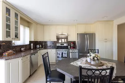 222 N Pine Street, Massapequa, NY 11758 - Photo 10