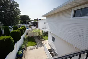222 N Pine St, Massapequa, NY 11758 - Photo 28