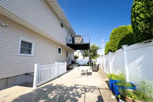 222 N Pine St, Massapequa, NY 11758 - Photo 44