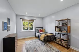 72 S Village Dr, Bellport, NY 11713 - Photo 18