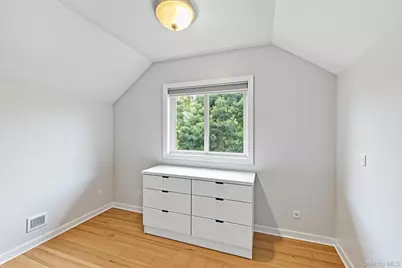 72 S Village Drive, Bellport, NY 11713 - Photo 22