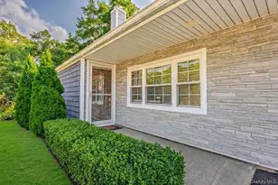 72 S Village Dr, Bellport, NY 11713 - Photo 4