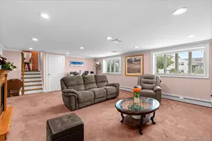 790 Wenwood Dr, East Meadow, NY 11554 - Photo 30