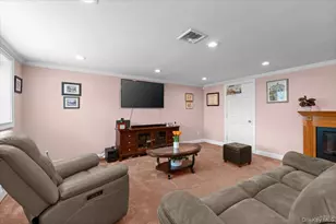 790 Wenwood Dr, East Meadow, NY 11554 - Photo 28