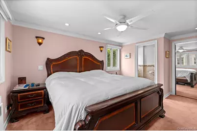 790 Wenwood Drive, East Meadow, NY 11554 - Photo 24