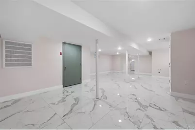 178-41 146th Terrace, Springfield Gardens, NY 11434 - Photo 16