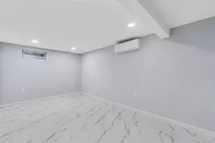 4 Hicks Cir, Hicksville, NY 11801 - Photo 28