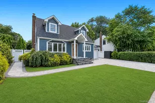4 Hicks Cir, Hicksville, NY 11801 - Photo 32