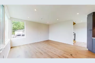 16 Tiernans Lane, Dobbs Ferry, NY 10522 - Photo 4