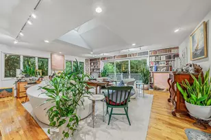 16 Joshuas Path, East Hampton, NY 11937 - Photo 4