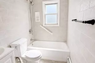42 Marbourne Rd, Bethpage, NY 11714 - Photo 22