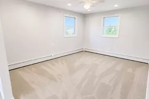 42 Marbourne Rd, Bethpage, NY 11714 - Photo 14