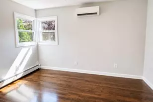 42 Marbourne Rd, Bethpage, NY 11714 - Photo 8