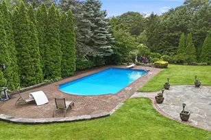 4 Wood Hollow Dr, Westhampton, NY 11977 - Photo 30