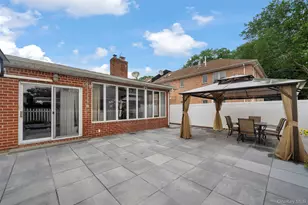 244-20 73rd Ave, Little Neck, NY 11362 - Photo 22